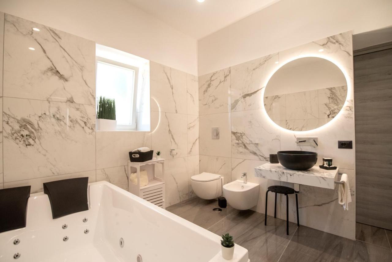 La Dolce Vita Rooms Прочида Экстерьер фото