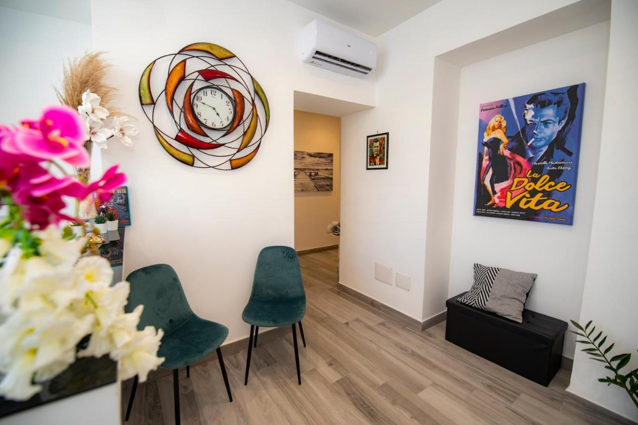 La Dolce Vita Rooms Прочида Экстерьер фото