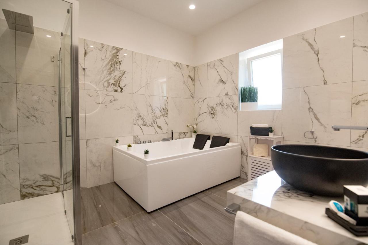 La Dolce Vita Rooms Прочида Экстерьер фото