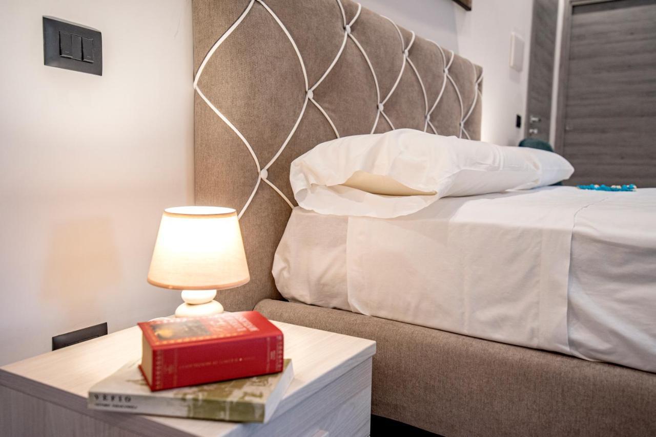 La Dolce Vita Rooms Прочида Экстерьер фото