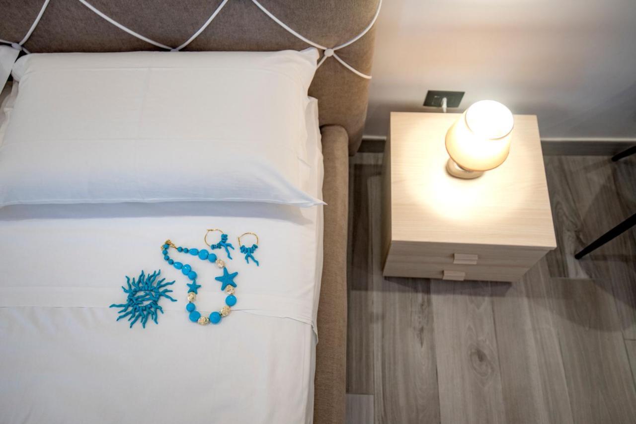 La Dolce Vita Rooms Прочида Экстерьер фото