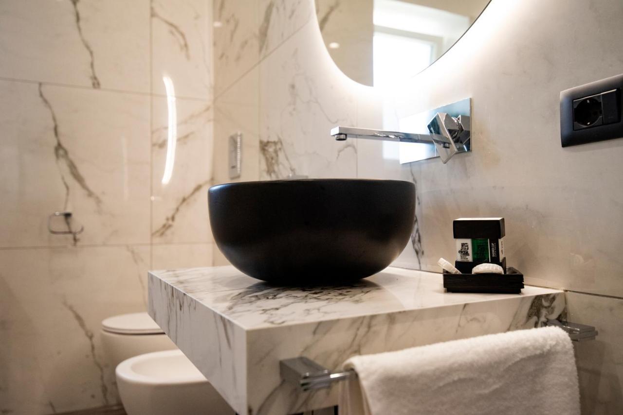 La Dolce Vita Rooms Прочида Экстерьер фото