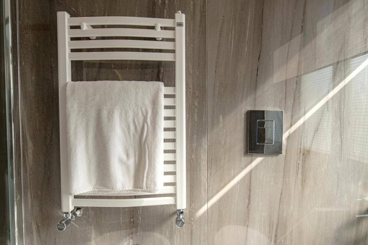 La Dolce Vita Rooms Прочида Экстерьер фото